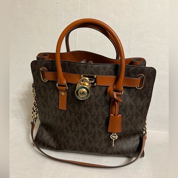 Michael Kors Large Hamilton Bag - Picture 3 of 16